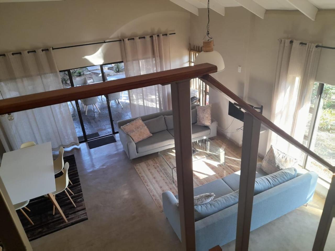 Bushriver Lodge *